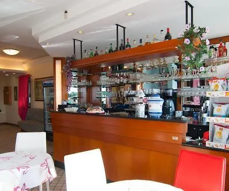Linda Hotel 3*