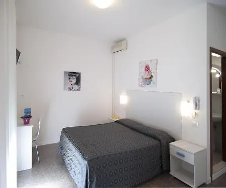 Linda Otel 3*