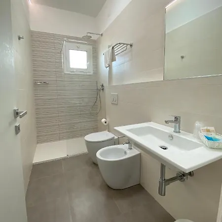 Linda Hotel 3*