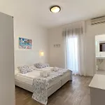 Hotel Linda 3*