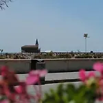 Linda Hotel