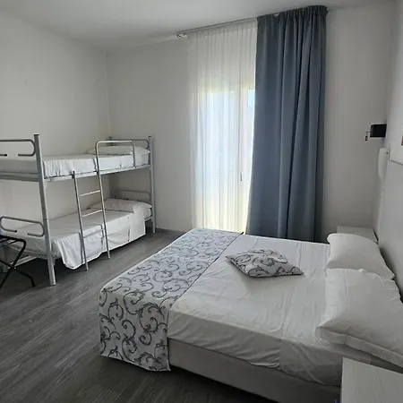 Linda Hotel 3*